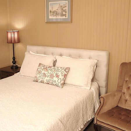 Quaint Historic Downtown Apartment เซนต์ออกัสติน ภายนอก รูปภาพ